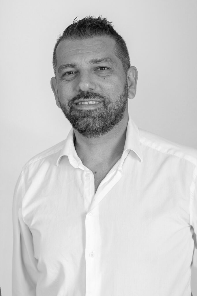 Delfino Infissi - Gianluca Chiancone